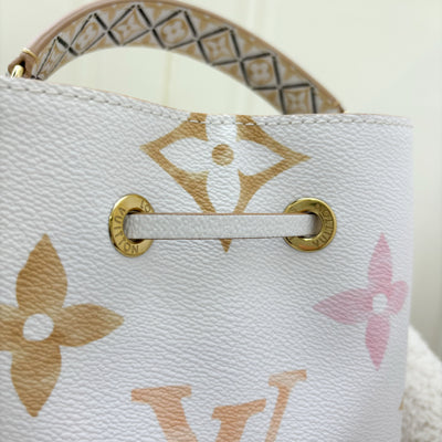 LV Neonoe BB Bucket Bag in 2023 By The Pool Beige / Pink Canvas and GHW