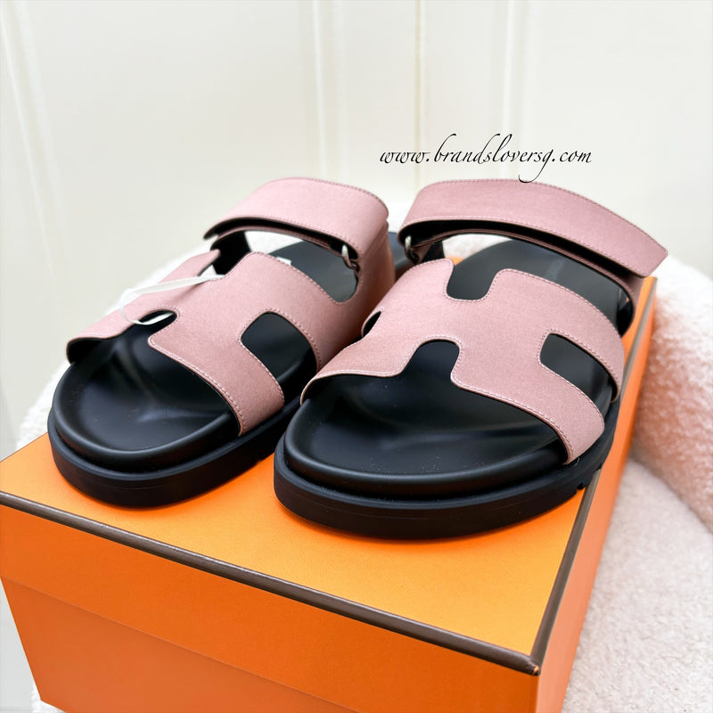 Hermes Chypre Sandals in Bois De Rose Pink Satin Sz37