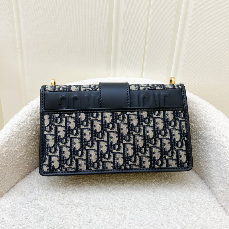 Dior 30 Montaigne Chain Flap Bag in Navy Oblique Canvas GHW