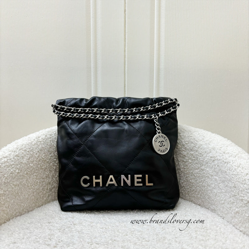 Chanel 22 Mini Hobo Handbag in Black Shiny Calfskin and SHW