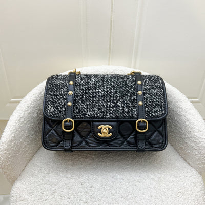 Chanel 21B Messenger Flap Bag in Black and White Tweed, Calfskin and AGHW