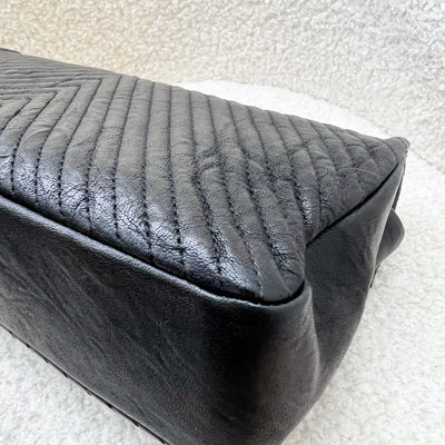 Chanel Seasonal Herringbone Medium Flap in Black Distressed Calfskin AGHW