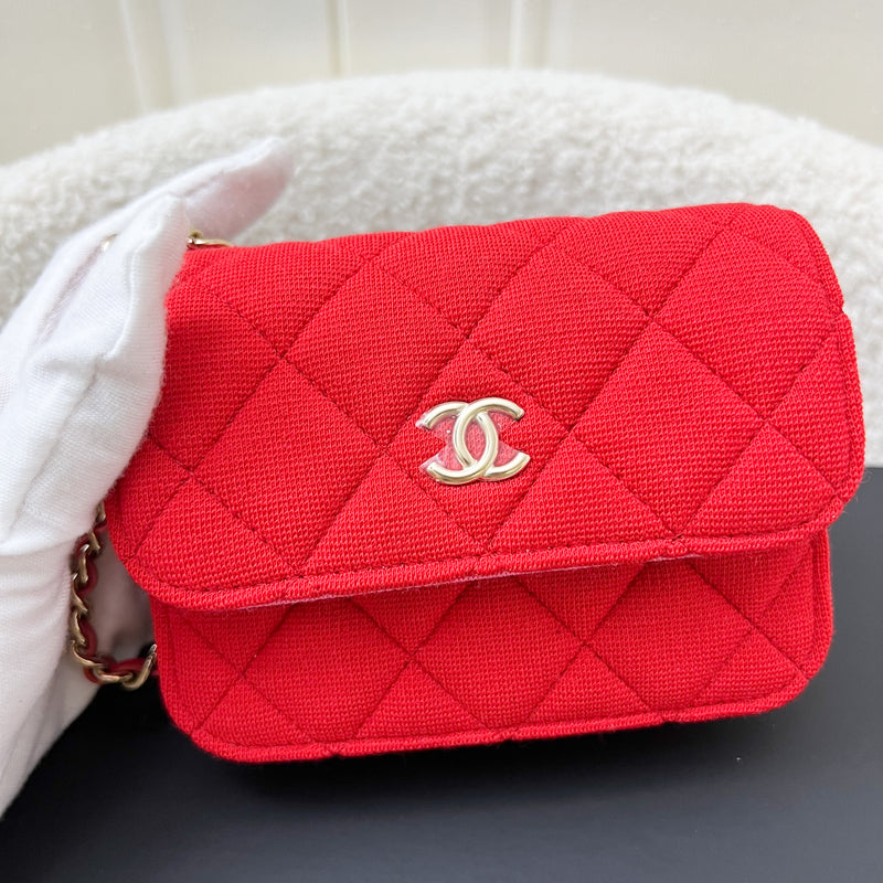 Chanel 23C VIP Clutch on Chain in Red Jersey and LGHW (Model: CD0104)