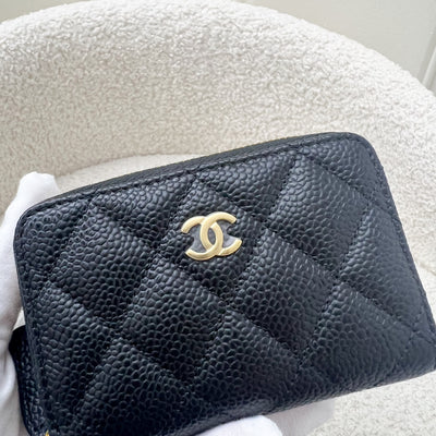 Chanel Classic Zippy Card Holder / Coin Purse in Black Caviar and GHW