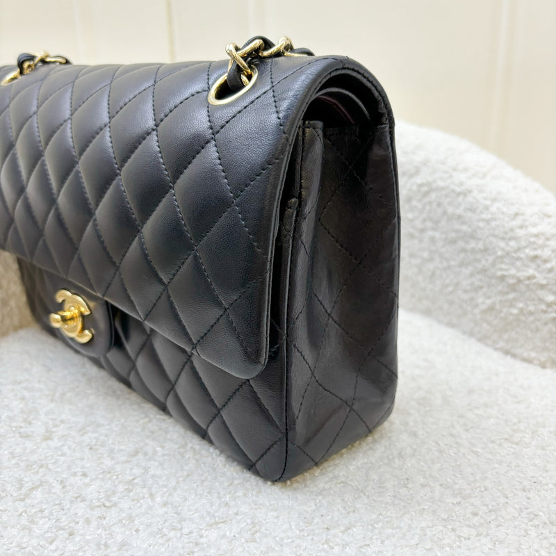 Chanel Medium Classic Flap CF in Black Lambskin and GHW