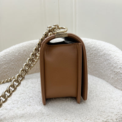 Chanel Medium 25cm Boy Flap in 21K Caramel Caviar LGHW