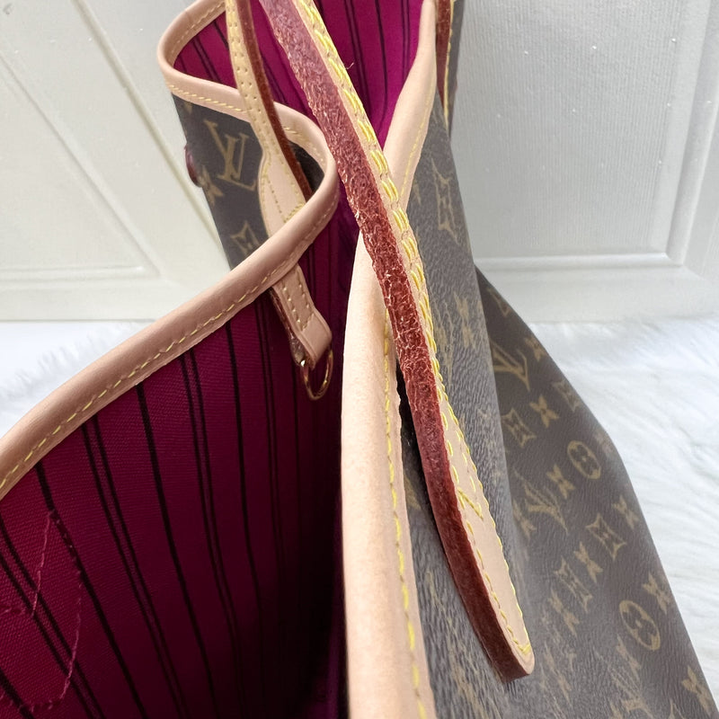 Louis Vuitton LV Neverfull MM in Monogram Canvas, Rouge Pivoine Interior and GHW