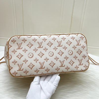 LV Neverfull MM with Front Pocket in Beige Clair Monogram Canvas and GHW (M20921)