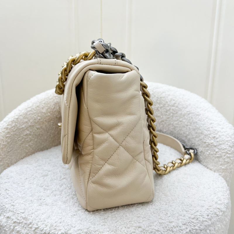 Chanel 19 Medium Flap in Light Beige Lambskin and 3-Tone Hardware