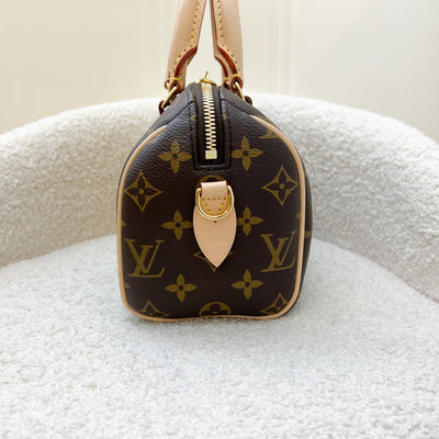 LV Speedy Bandouliere 20 in Monogram Canvas and Beige Patterned Strap