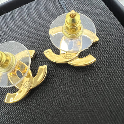 Chanel Paris Button CC Logo Earrings in Gold Tone HW