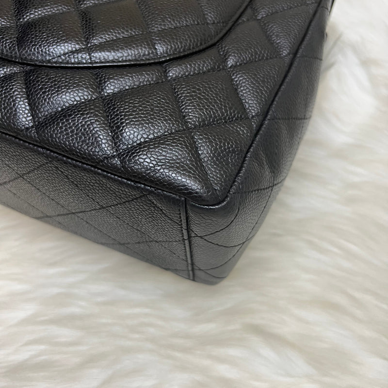 Chanel Maxi Classic Single Flap Bag in Black Caviar and GHW