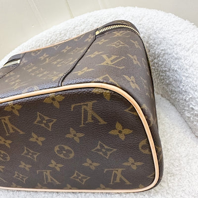 LV Nice BB Toiletry Pouch in Monogram Canvas GHW