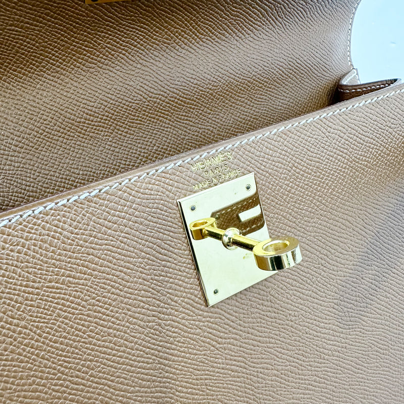 Hermes Vintage Kelly 28 Sellier in Gold Courcheval / Epsom Leather and GHW