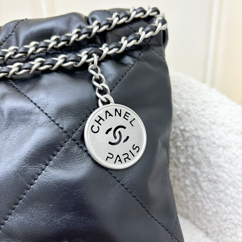 Chanel 22 Mini Hobo Handbag in Black Shiny Calfskin and SHW