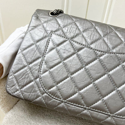 Chanel 2.55 Reissue 227 Maxi Flap in Silver Calfskin and RHW