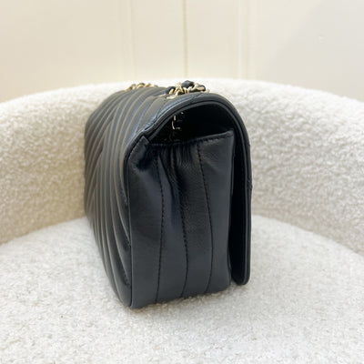 Chanel Small Statement Chevron Flap Bag in Black Lambskin LGHW