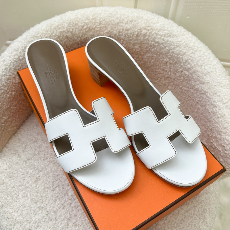 Hermes Oasis Sandal in White Blanc Calfskin Sz37