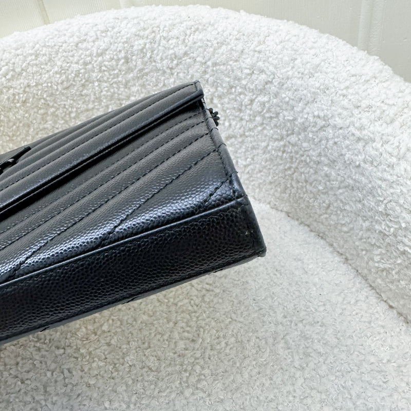 Saint Laurent YSL Small Wallet on Chain WOC in Black Grained Calfskin and Black HW