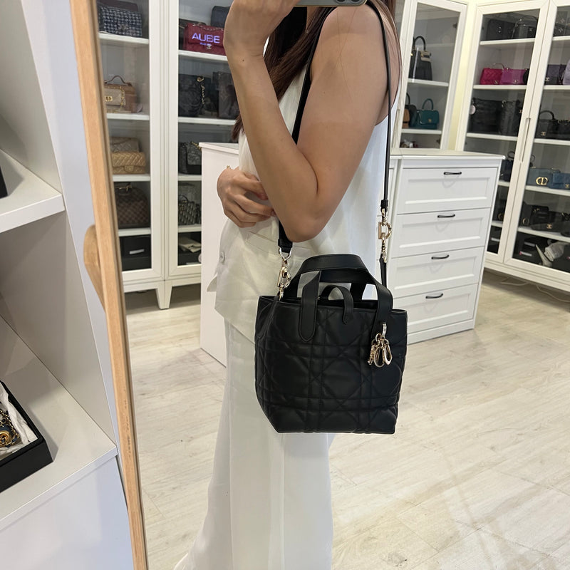 Dior Small Toujours Vertical Tote in Black Macrocannage Calfskin and GHW (Model: M2835OSNW, Colour: M900)