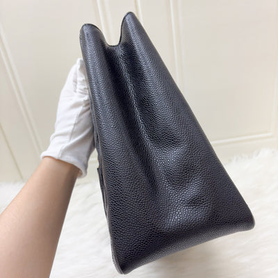 Chanel Grand Shopping Tote GST in Black Caviar and GHW