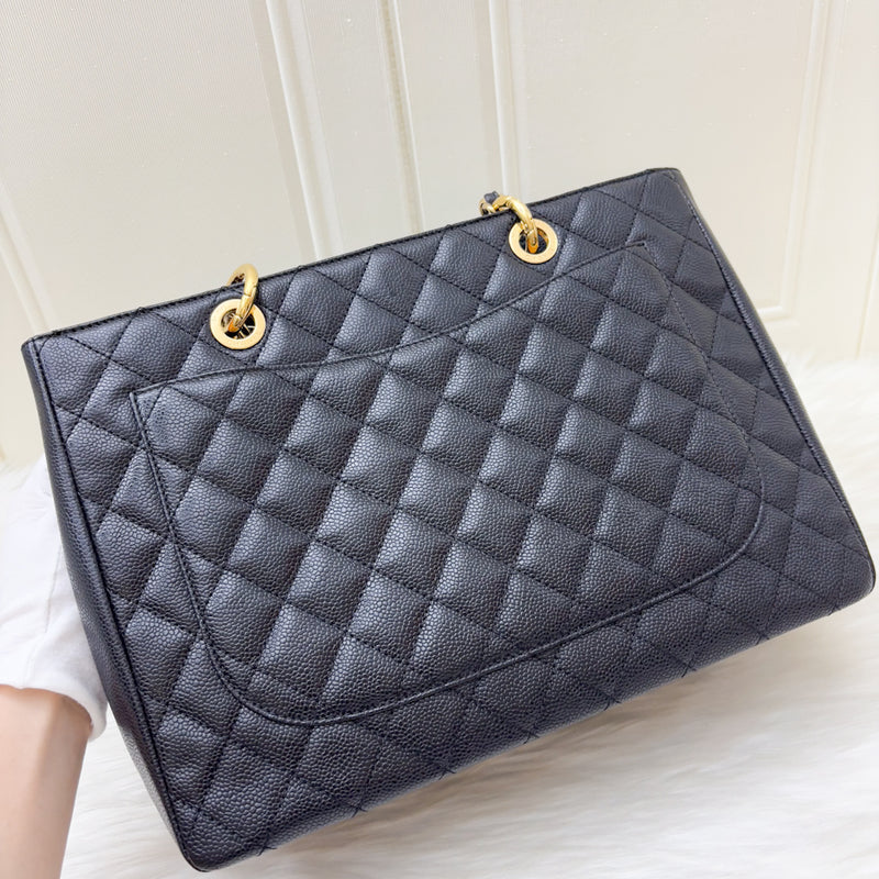 Chanel Grand Shopping Tote GST in Black Caviar and GHW