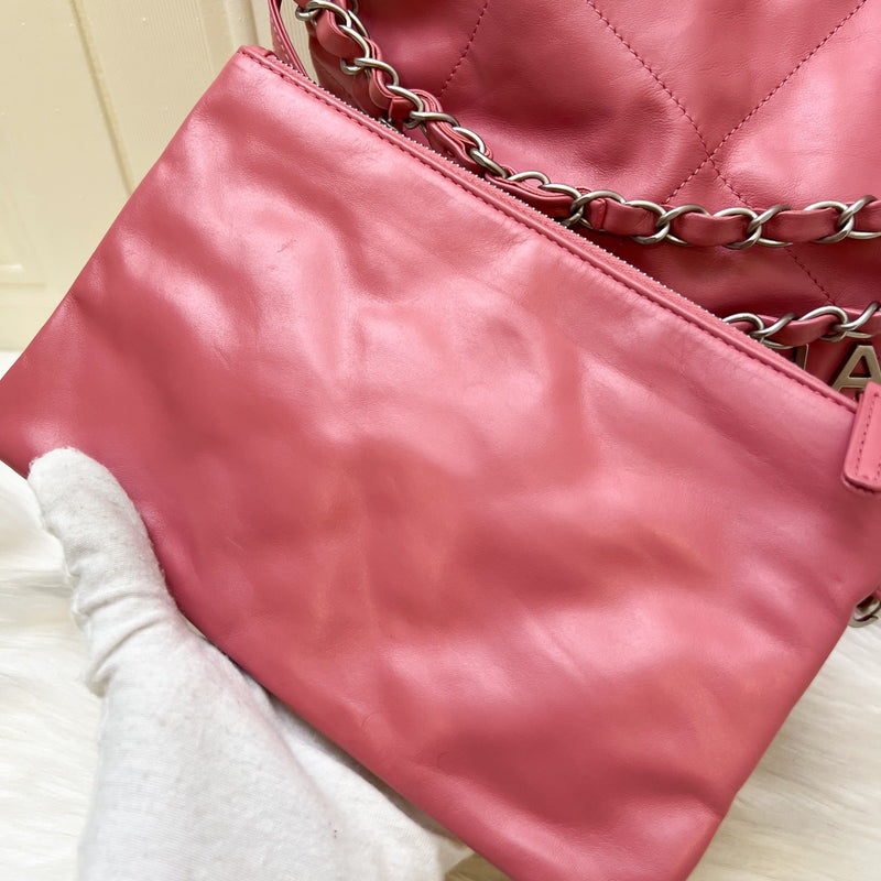 Chanel 22 Small Hobo Bag in 23B Pink Calfskin and SHW (Model: AS3260)