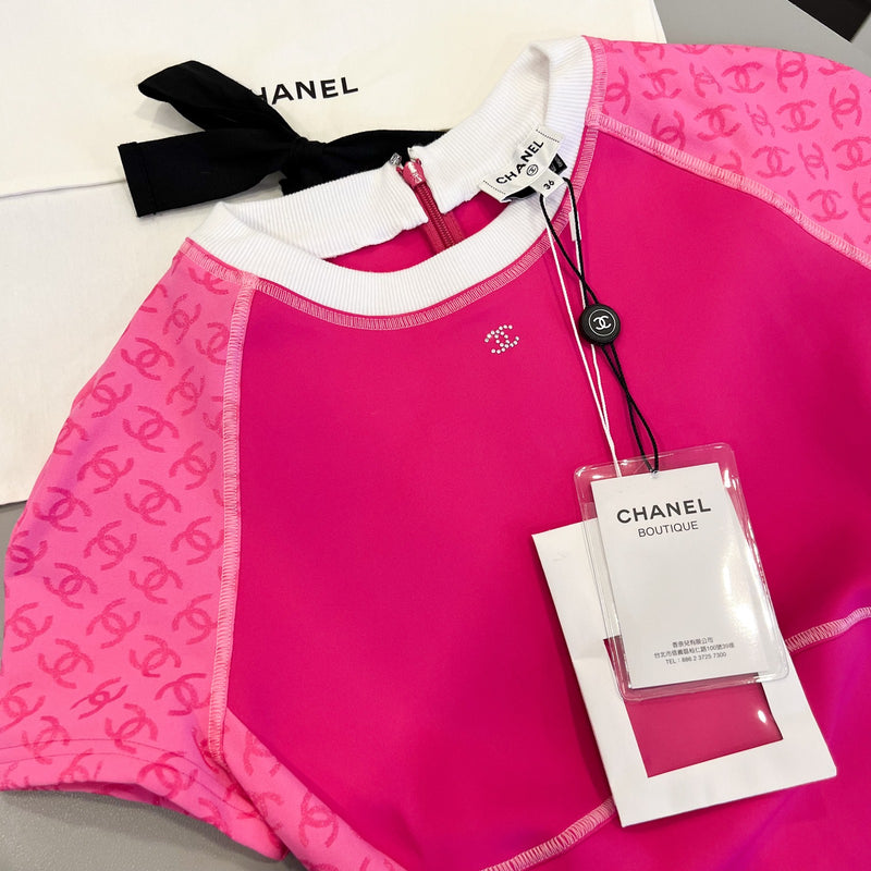 Chanel 24P T-shirt Top in Hot Pink Polyamide / Elastane Sz 36