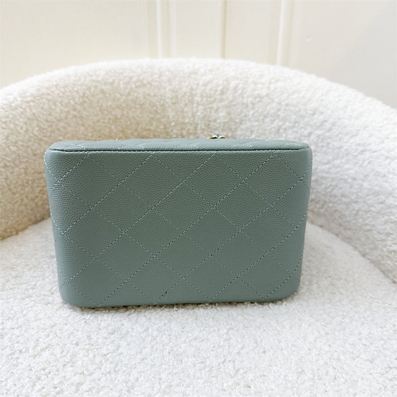 Chanel Bucket Bag in 23C Seafoam Grey (Green) Caviar LGHW