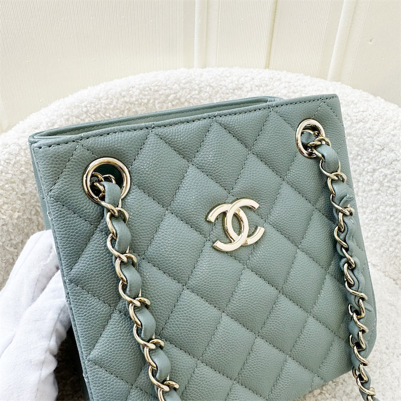 Chanel Bucket Bag in 23C Seafoam Grey (Green) Caviar LGHW