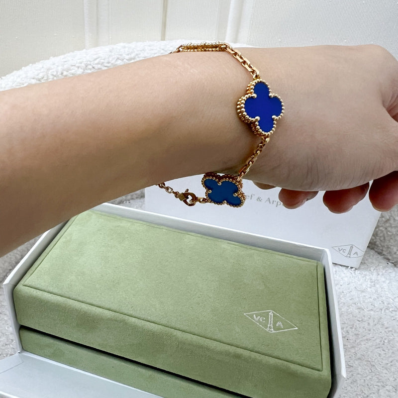 Van Cleef & Arpels VCA Vintage Alhambra 5 Motifs Bracelet with Blue Agate in 18K Yellow Gold (Ref: VCARP34900)