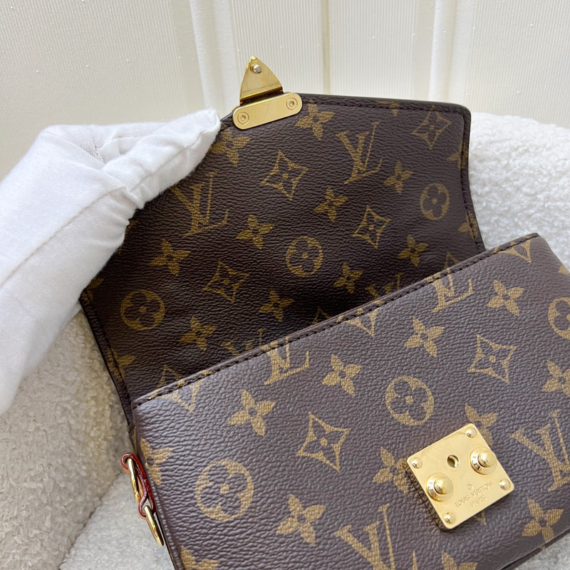 LV Pochette Metis East West in Monogram Canvas and GHW (Model: M46279)