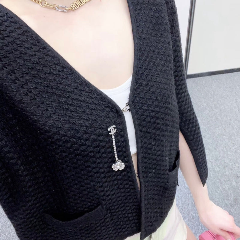 Chanel 25P Cape Cardigan in Black Viscose and Cashmere Sz 36