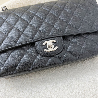 Chanel Classic Medium Classic Flap CF in Black Caviar SHW