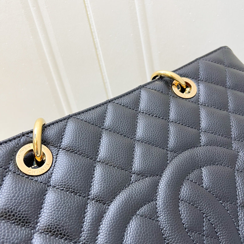Chanel Grand Shopping Tote GST in Black Caviar and GHW