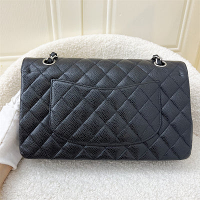 Chanel Classic Medium Classic Flap CF in Black Caviar SHW