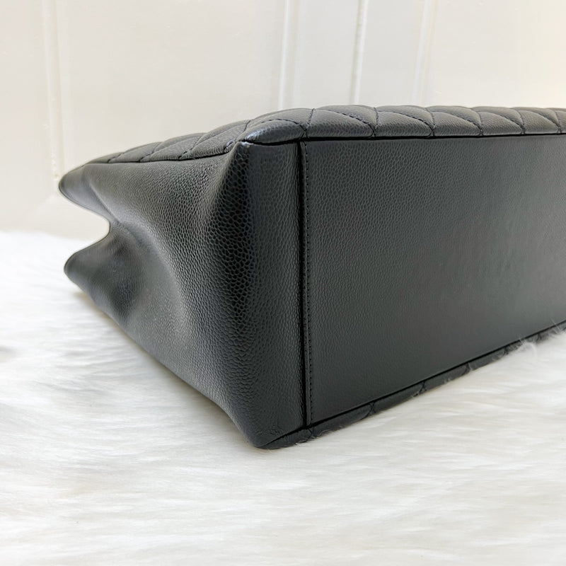 Chanel Grand Shopping Tote GST in Black Caviar and GHW