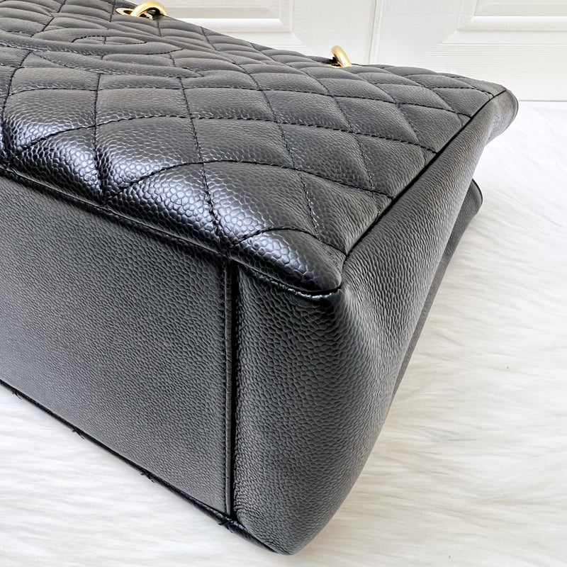Chanel Grand Shopping Tote GST in Black Caviar and GHW