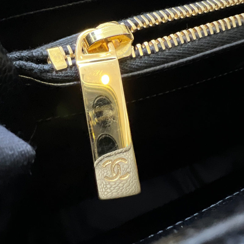 Chanel Grand Shopping Tote GST in Black Caviar and GHW