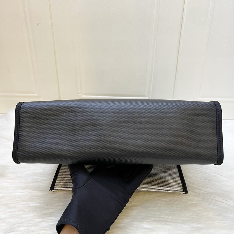 Hermes Herbag Zip 31 in Black Coated Canvas, Dark Brown Leather and GHW