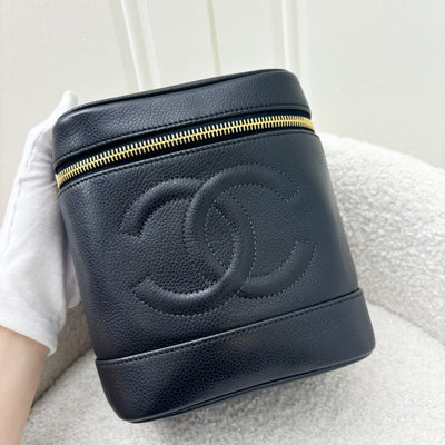 Chanel Vintage Vertical Vanity in Black Caviar and GHW