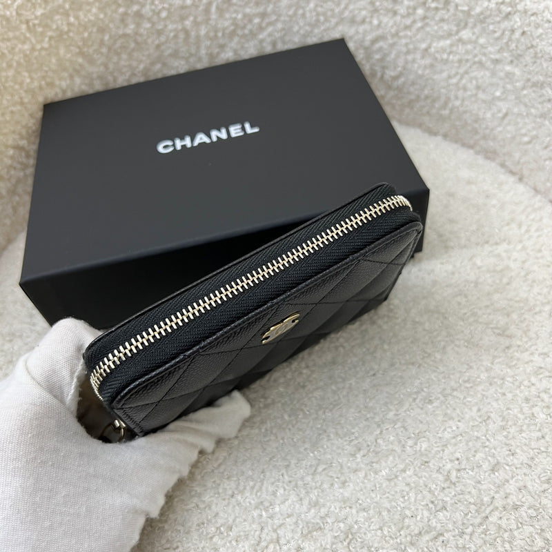 Chanel 25C New Zipped Small Wallet / Card Holder in Black Caviar and LGHW (Model: AP3686)