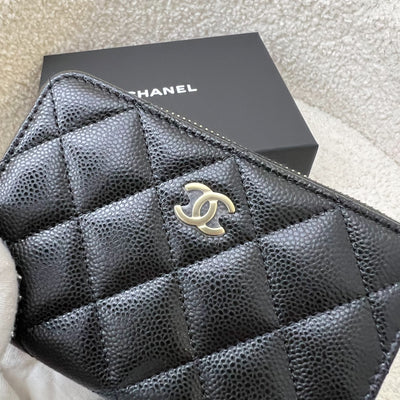 Chanel 25C New Zipped Small Wallet / Card Holder in Black Caviar and LGHW (Model: AP3686)