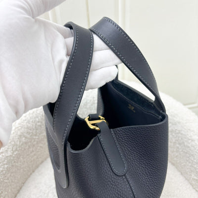 Chanel Classic Jumbo Single Flap SF in Beige Caviar and GHW