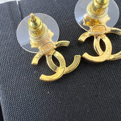 Chanel CC with Seashell Earrings with Crystals in GHW