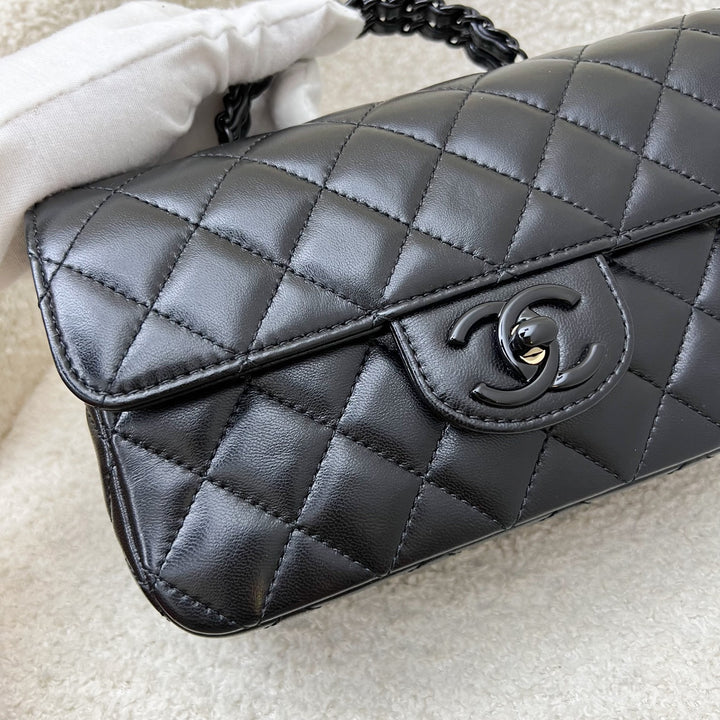 Chanel 25C So Black Top Handle Mini Rectangular Flap in Black