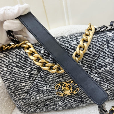 Chanel 19 Small Flap in Black and White Tweed Fabric and 3-tone HW