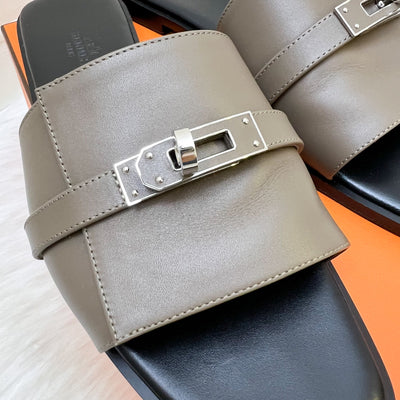 Hermes Guilia Sandals in Etoupe Calfskin and PHW Sz 40