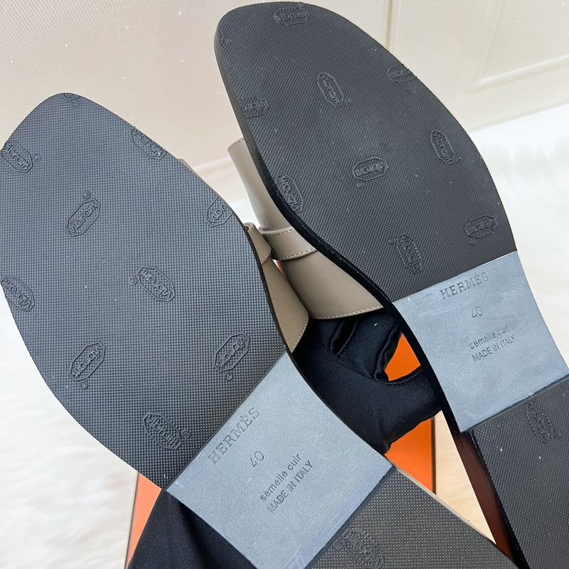 Hermes Guilia Sandals in Etoupe Calfskin and PHW Sz 40