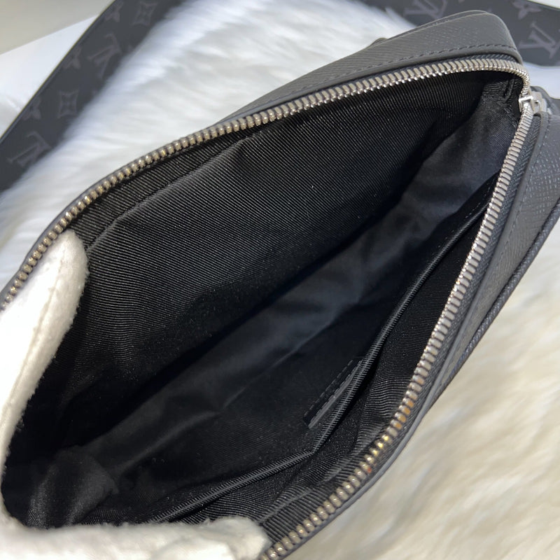 LV Outdoor Messenger Bag in Monogram Eclipse Canvas, Taiga Cowhide leather and SHW (Model: M30233)